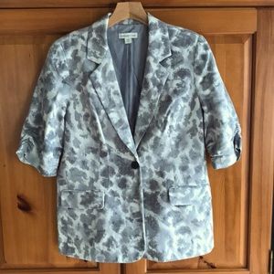 Like new! Coldwater Creek blazer, abstract pattern, soft grays/white, size 10.